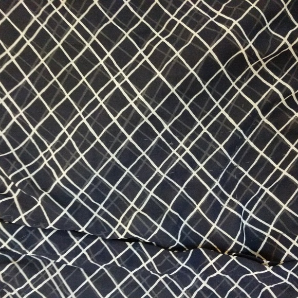 ♥️BR sheer navy+white blouse (XL)♥️ - Picture 5 of 8